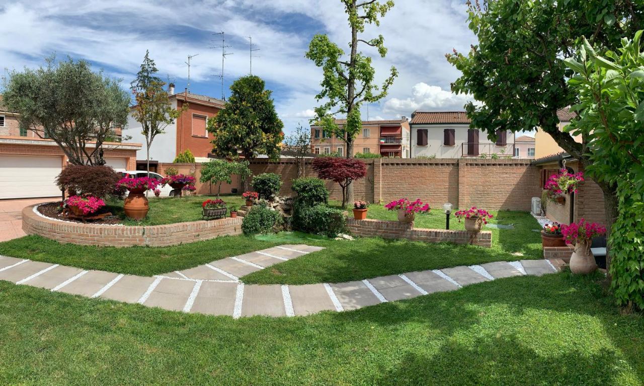 Villa Oasi Ferrara Ngoại thất bức ảnh