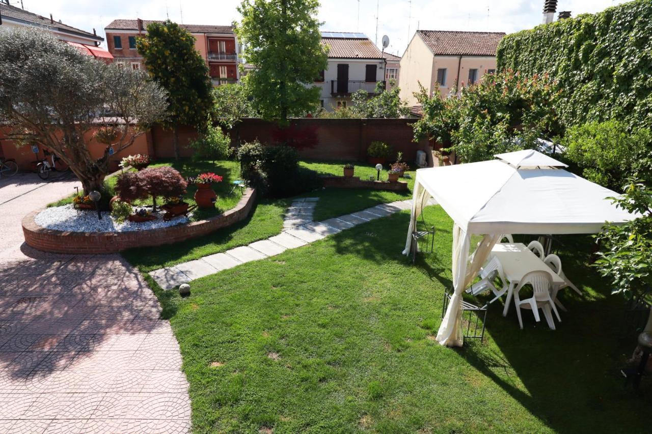 Villa Oasi Ferrara Ngoại thất bức ảnh