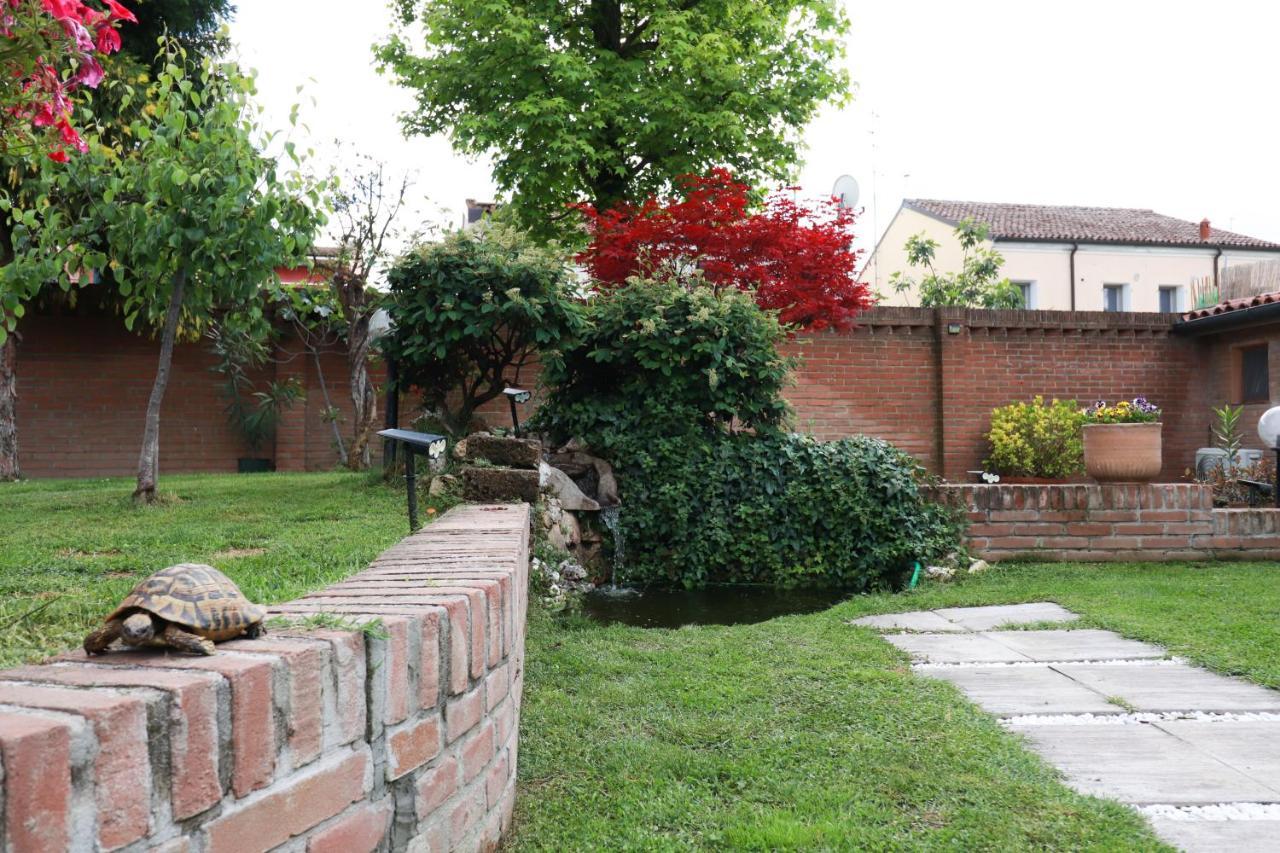 Villa Oasi Ferrara Ngoại thất bức ảnh